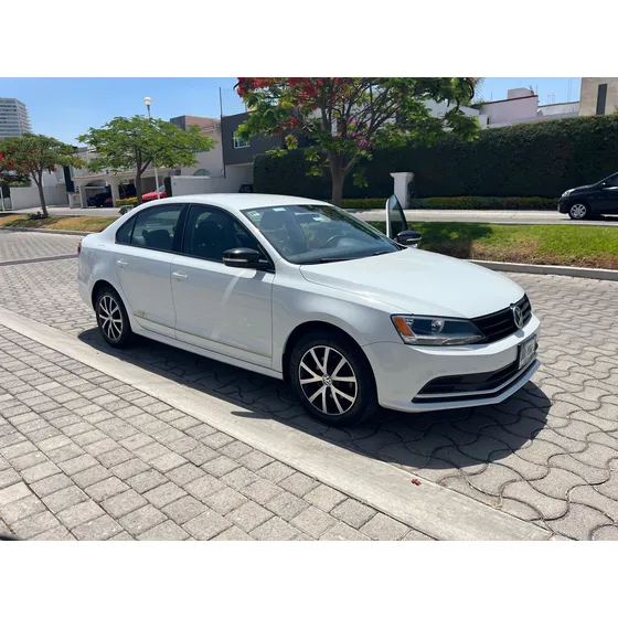 Volkswagen Jetta 2.0 Fest Tiptronic At