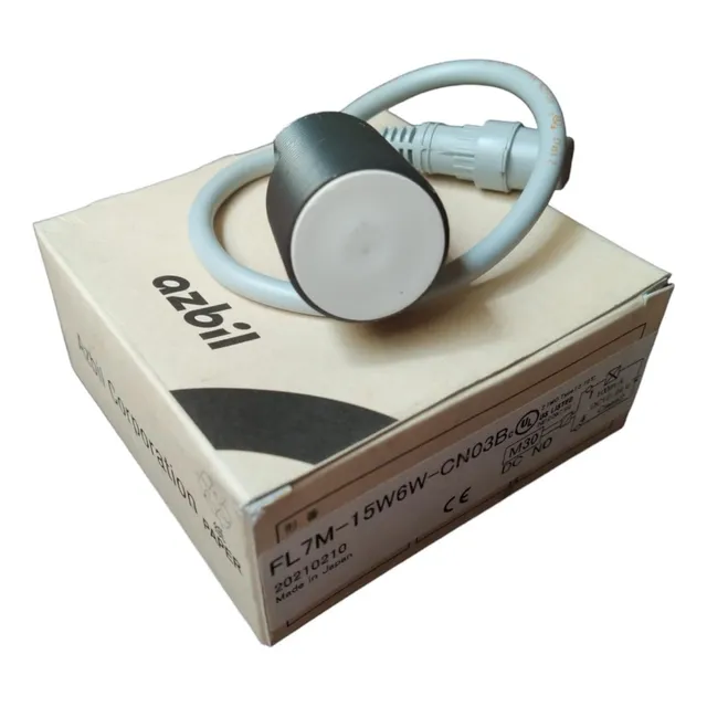 Azbil Fl7m-15w6w-cn03b Sensor De Proximidad 