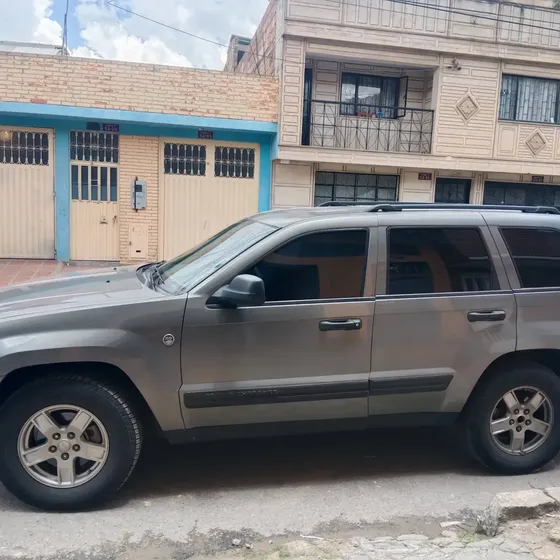 Jeep Cherokee 2006 Laredo