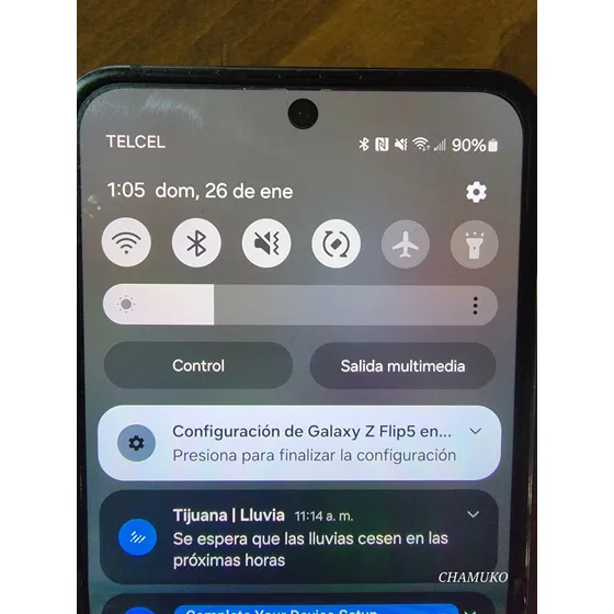 Celular Samsung Galaxy Z Flip 5 5g 8gb Ram 256gb Int. Color Grafito Para Liberar Es Tmobile Usa Jala Conbtelcel. No Regreso Dinero Ni Tiene Garantía.