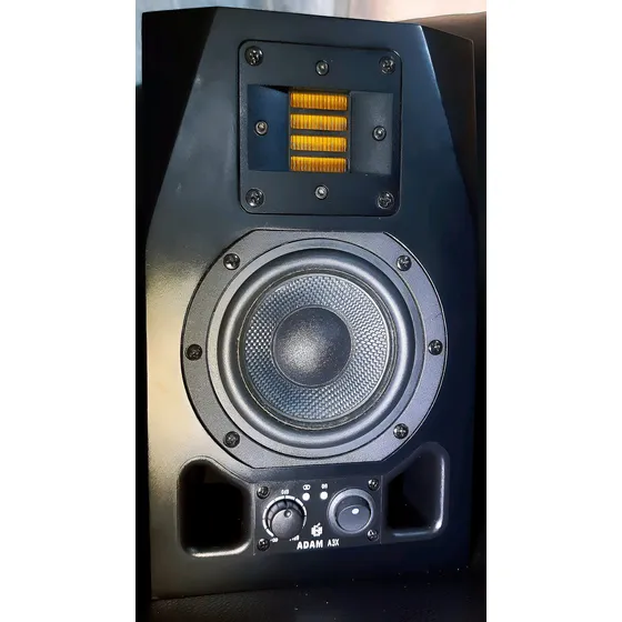 Monitores De Estudio Profesional Adam A3x - Voz Profesional