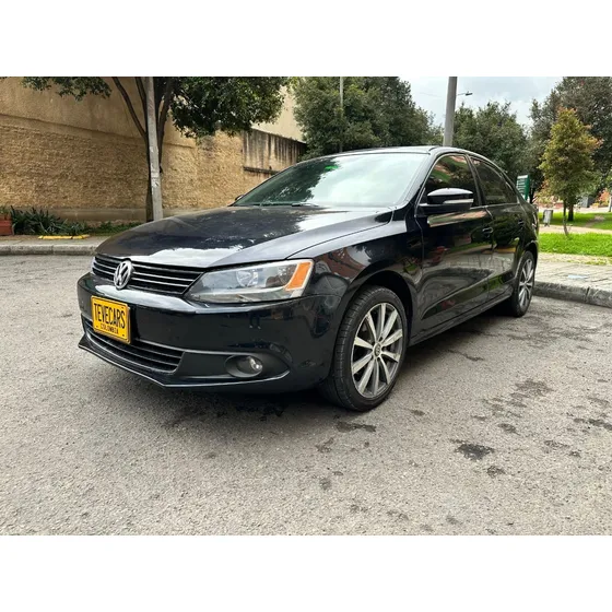 Volkswagen New Jetta 2.5 Trendline