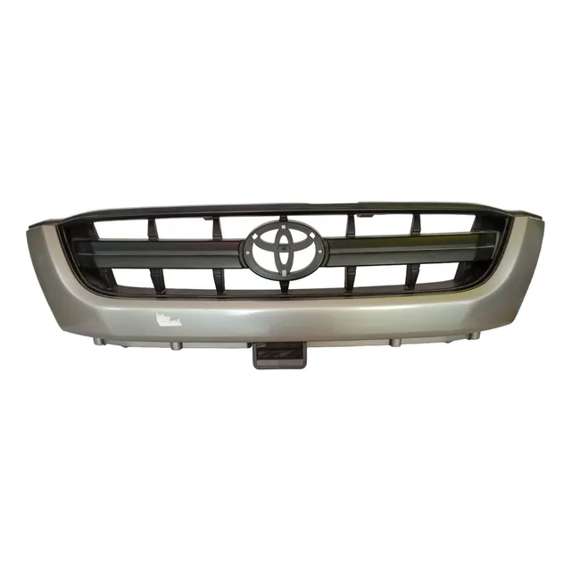 Parrilla Delantera Toyota Hilux 2001/2005