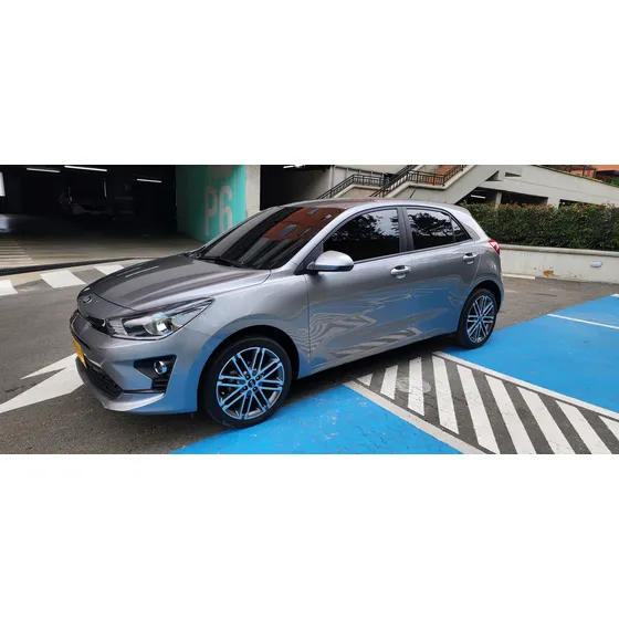 Kia Rio 1.4 Vibrant Hb Mt