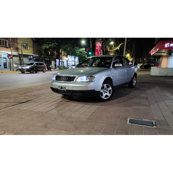 Audi A6 2.8 V6 Tiptronic Quattro