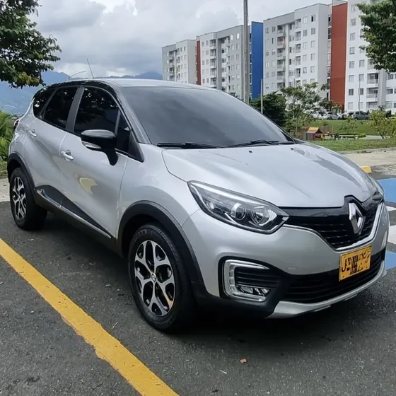 Renault Captur 2020 2.0 Intens Automática