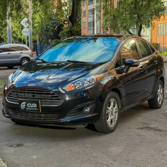 Ford Fiesta 2015 1.6 Sportback Se Mecánica
