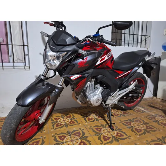 Honda Twister  250. Mod 2020 Como Nueva