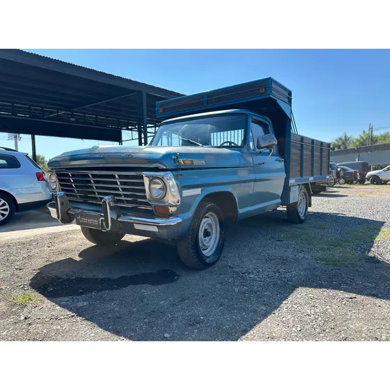 Ford F-100 3.6 Lujo
