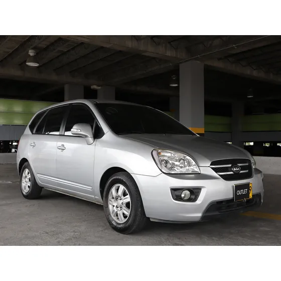 Kia Carens Rondo Lx 2.0 Mt 4x2 7psj