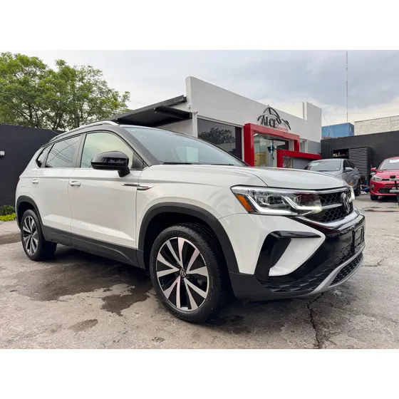 Volkswagen Taos 1.4 Tsi Highline At