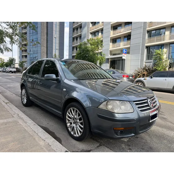 Volkswagen Bora 1.8 Highline T Tiptronic Cuero