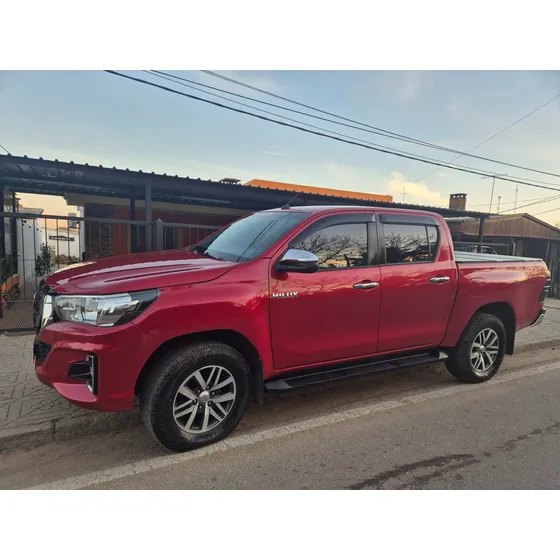Toyota Hilux 2.8 D/cab 4x2 Srv