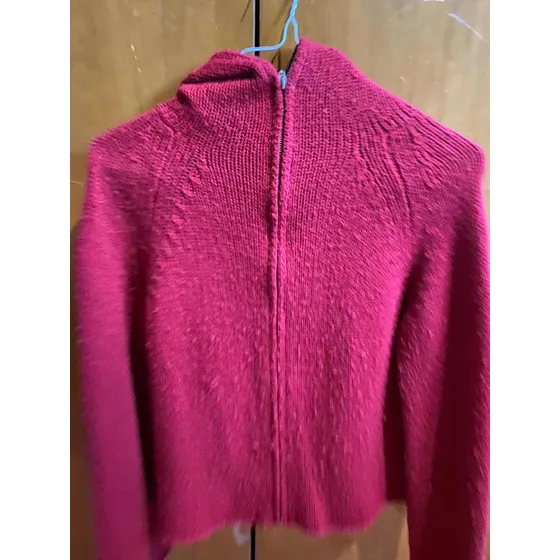 Suéter Mng Dama Color Rojo. Talla S Usado.