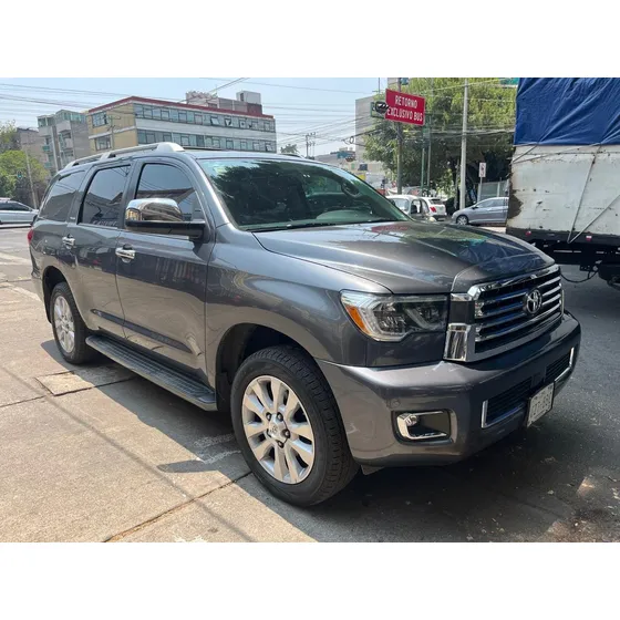 Toyota Sequoia 5.7 Platinum At