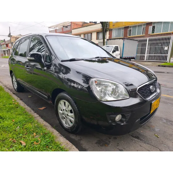 Kia Carens 2.0 Rondo Ex