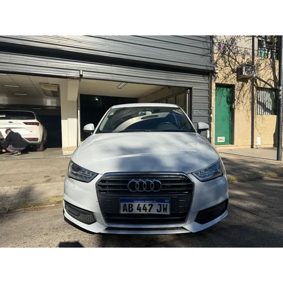 Audi A1 1.4 Tfsi Stronic 125cv