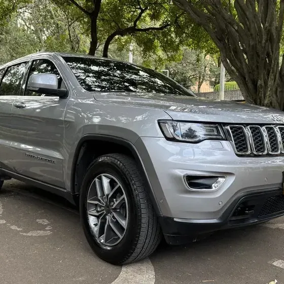 Jeep Grand Cherokee 2020 3.6 Laredo