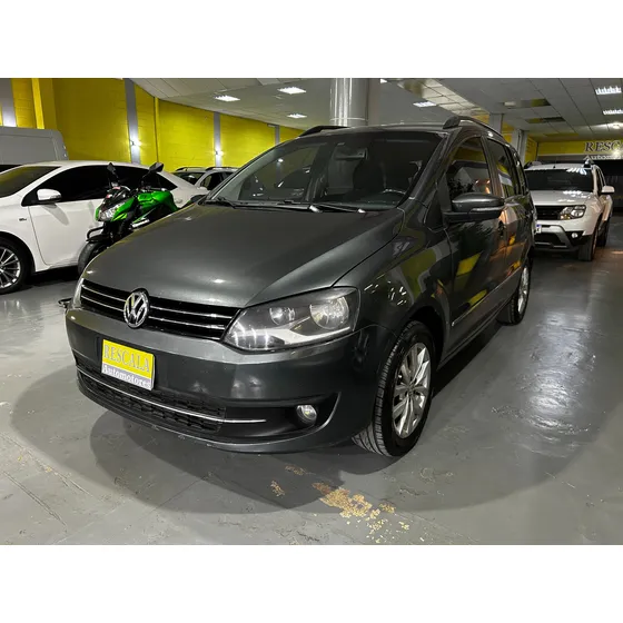 Volkswagen Suran 1.6 Imotion Highline