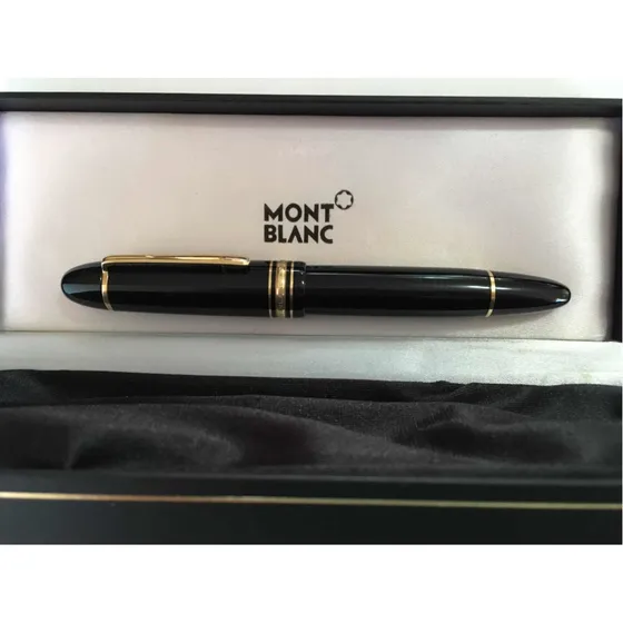 Pluma Montblanc Con Punta De Oro, En Su Estuche. Nueva.