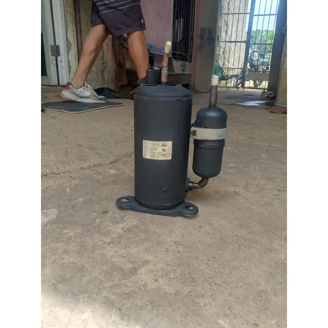 Compresor LG 18000 Btu Usado En Perfecto Estado
