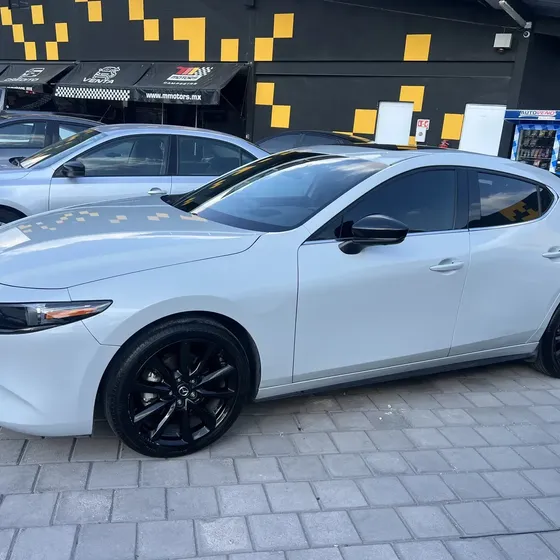 Mazda Mazda 3 2025 2.5t Signature Hatchback At