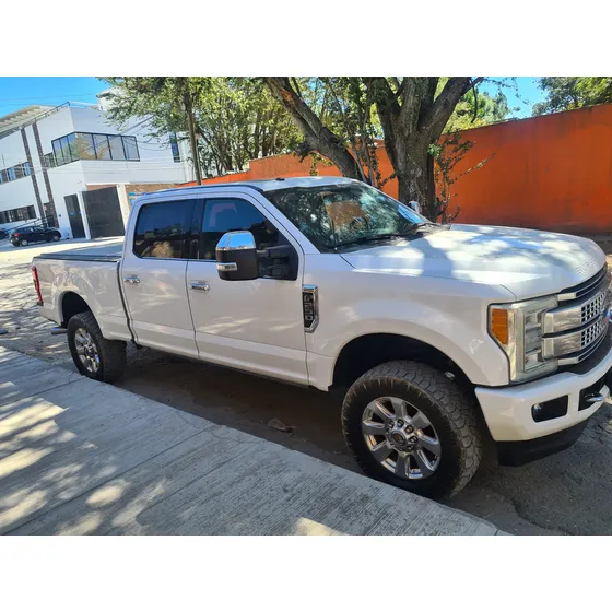 Ford F-250 6.7l Super Duty Cab Dob Diesel 4x4 At