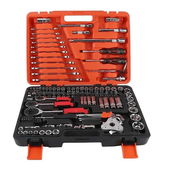 Juego De Dados Ratchet Y Llaves 121 Piezas 1/4 3/8 Y 1/2 