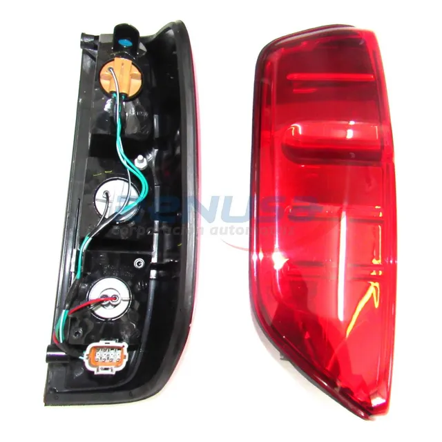 Faro Posterior Izquierdo - Depo Nissan Frontier Motor 07/08