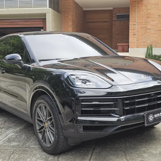 Porsche Cayenne 2024 3.0