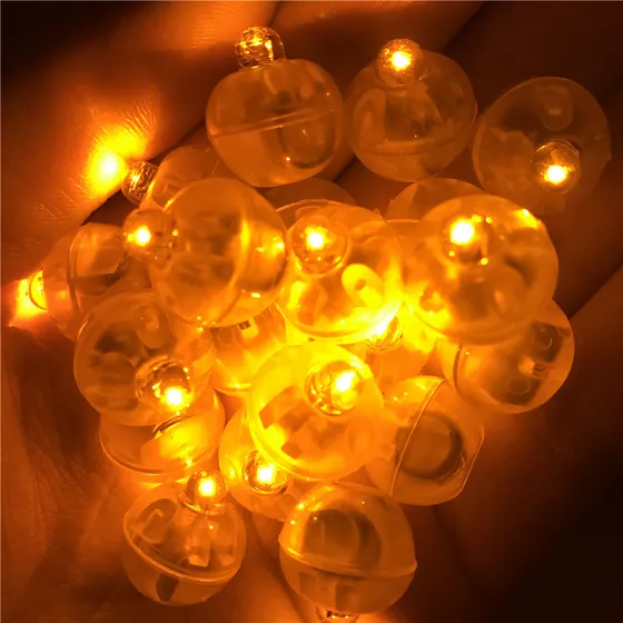 Pequeña Bola De Bolsita Antigua Con Forma De Lámpara Luminos