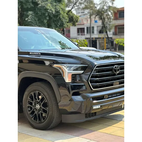 Toyota Sequoia 2026 3.5 V6 Limited 4x4 Nigtshade