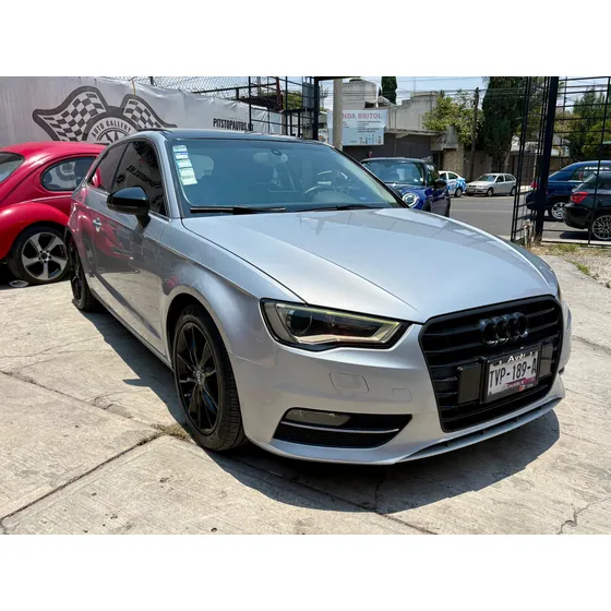 Audi A3 1.8 Attraction Plus At