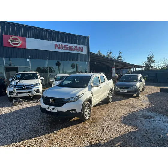 Fiat Strada 1.4 8v Freedom Cd