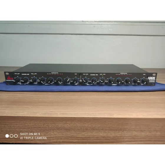 Compressor De Áudio Dbx 166 Xl (220v)