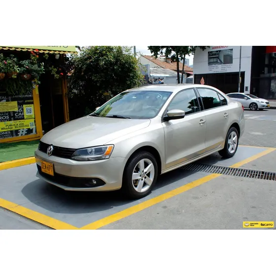 Volkswagen Jetta 2.5 Trendline Mt