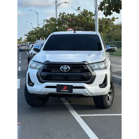 Toyota Hilux 2021 2.4l