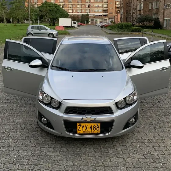 Chevrolet Sonic 2015 1.6 Lt 5 P