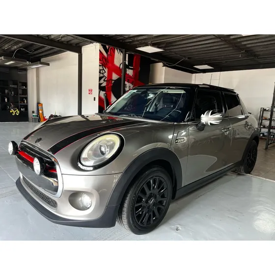 Mini Cooper 1.5 Chili At