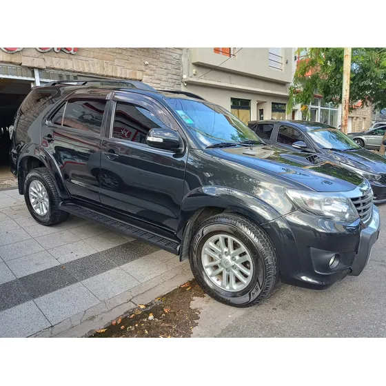 Toyota Hilux Sw4 3.0 Srv 171cv 4x4 - C3