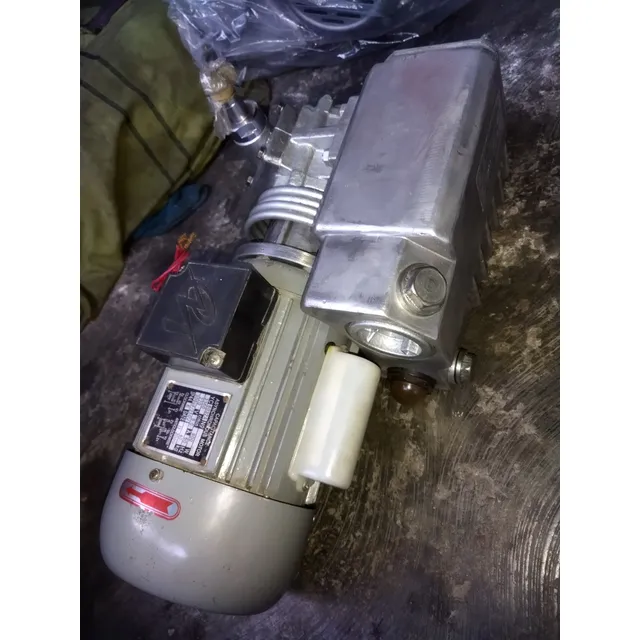 Bomba De Vacío Modelo Xd-020 220v Monofásica Lista Para Usar