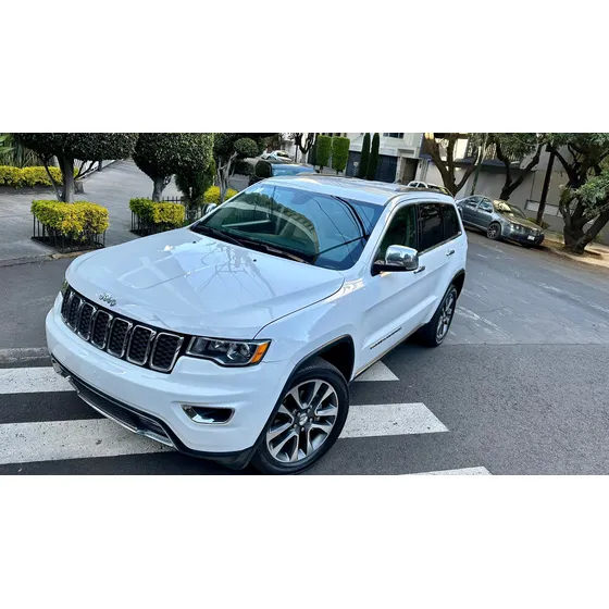 Jeep Grand Cherokee 3.7 Limited 3.6 4x2 At