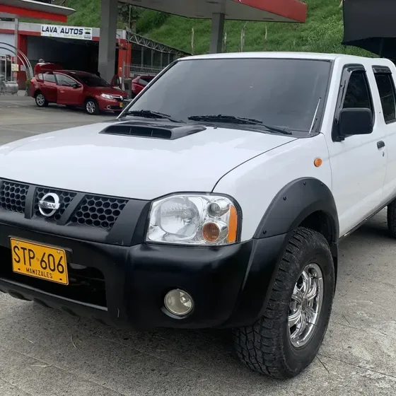 Nissan Frontier 2013 D22 Np300 Mt Diesel 2.5 4x4 Modelo 2013