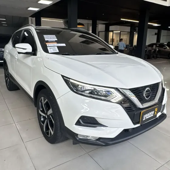 Nissan Qashqai 2020 Exclusive Tp 2000cc 6ab Abs Ct Tc