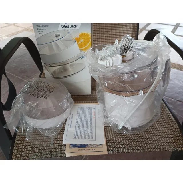 Exprimidor De Naranjas Marca Oster. 20v Jamás Usado