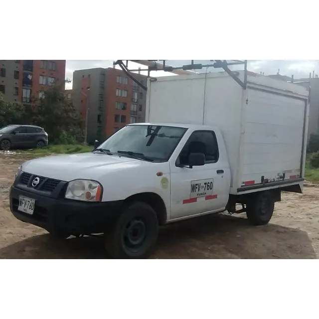 Nissan Np300 Frontier Furgon D22 4x2 2400cc Mt