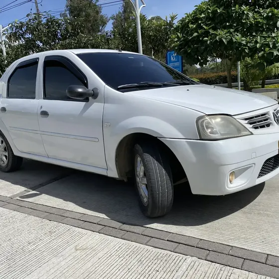 Renault Logan 2010 1.6 Dynamique Nd