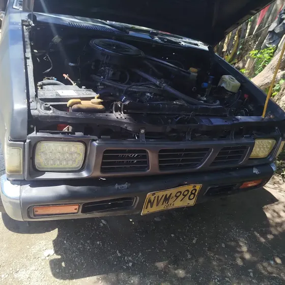 Nissan D21 1994 2.0 Mt 2000cc