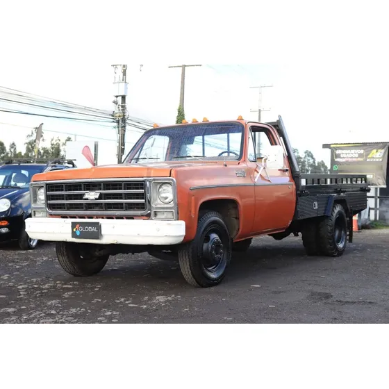 Chevrolet Custom Deluxe C30 4x2 4.1 Bencina