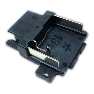 Terminal De Encaixe Da Bateria 18v Makita - 643899-6 Terminal De Encaixe Da Bateria 18v Makita - 643899-6